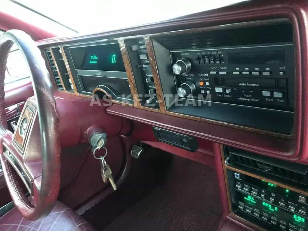 Cadillac Seville 4,5 V8 AUT.*OLDTIMER*H ZULASSUNG LEDER 07/1989-photo-28
