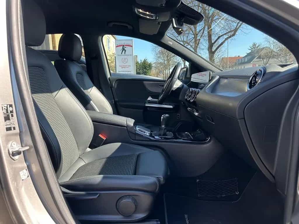Mercedes-Benz B 200 Ben Leder Led Pdc Navi Multilenkrad Dab 07/2019-photo-21