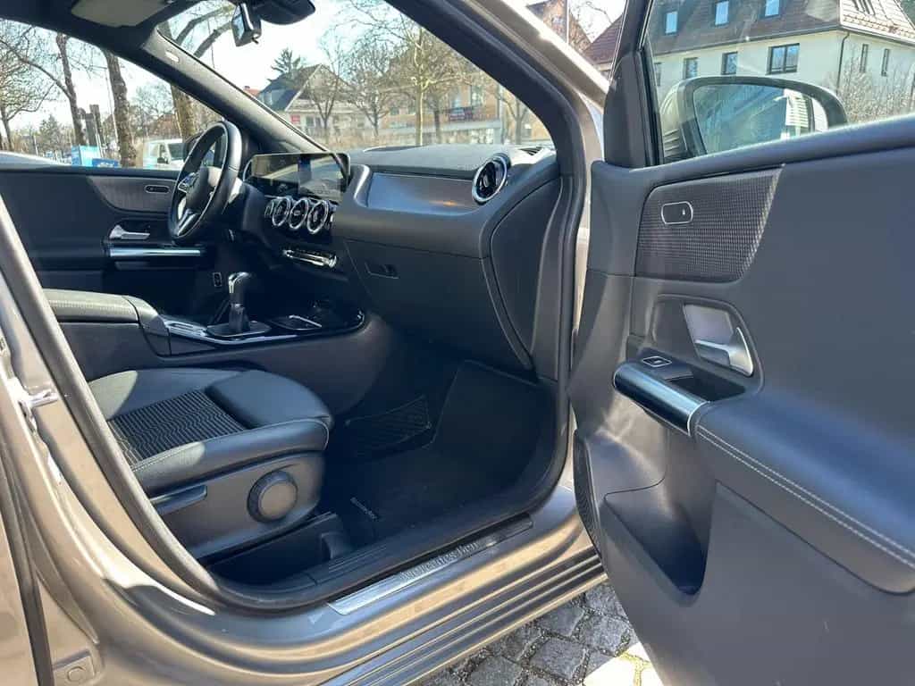 Mercedes-Benz B 200 Ben Leder Led Pdc Navi Multilenkrad Dab 07/2019-photo-23