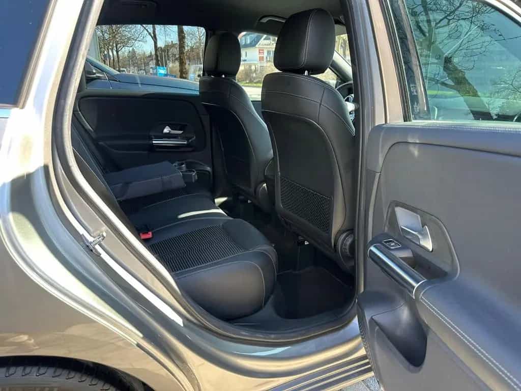 Mercedes-Benz B 200 Ben Leder Led Pdc Navi Multilenkrad Dab 07/2019-photo-35