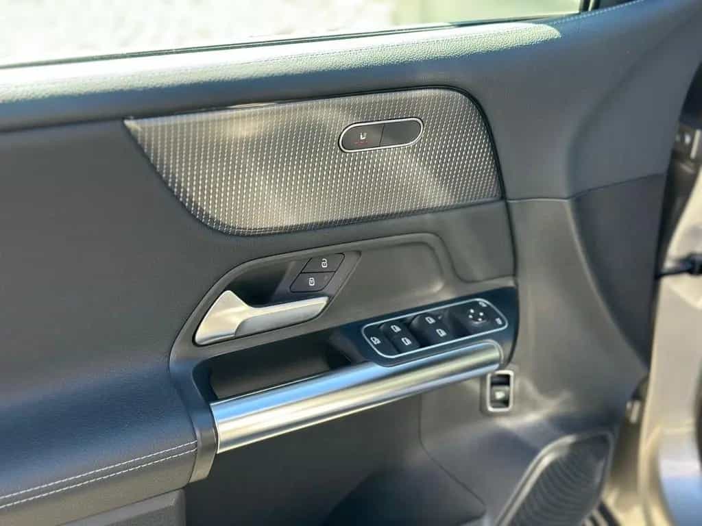 Mercedes-Benz B 200 Ben Leder Led Pdc Navi Multilenkrad Dab 07/2019-photo-38