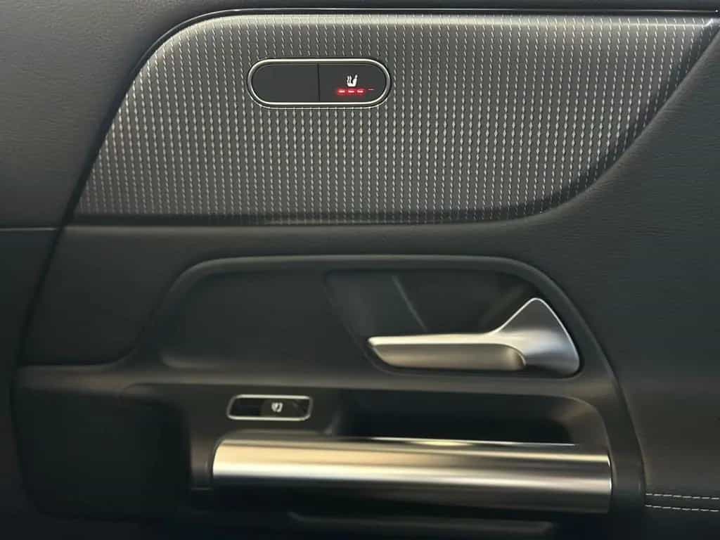 Mercedes-Benz B 200 Ben Leder Led Pdc Navi Multilenkrad Dab 07/2019-photo-39
