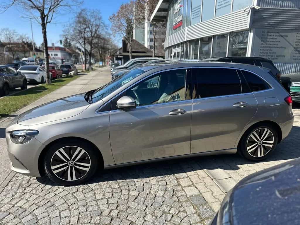 Mercedes-Benz B 200 Ben Leder Led Pdc Navi Multilenkrad Dab 07/2019-photo-5