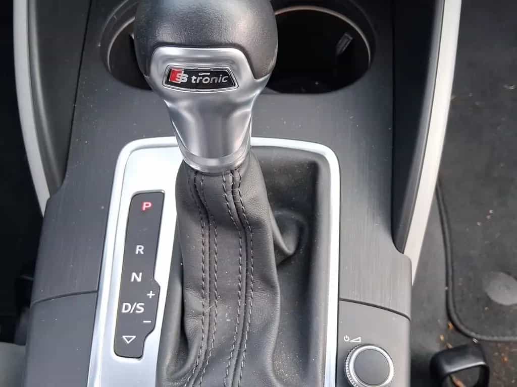 Audi A3 ambiente ultra+ALCANTARA*S-LINE*SCHECKHEFT* 08/2014-photo-13