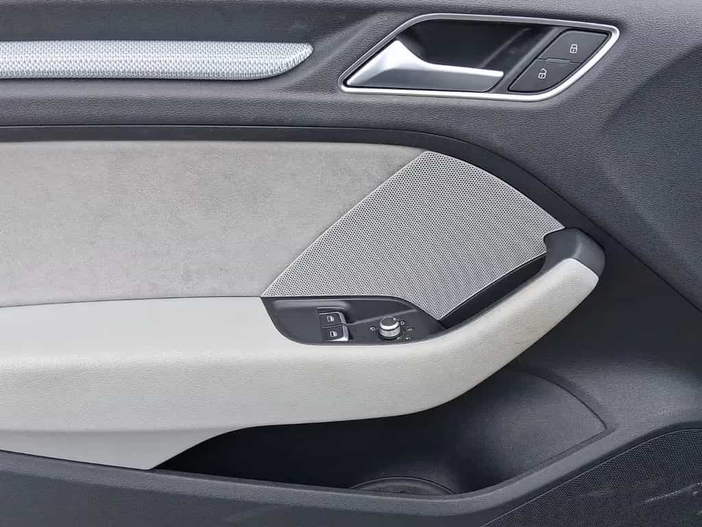 Audi A3 ambiente ultra+ALCANTARA*S-LINE*SCHECKHEFT* 08/2014-photo-2