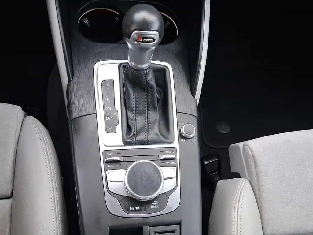 Audi A3 ambiente ultra+ALCANTARA*S-LINE*SCHECKHEFT* 08/2014-photo-33