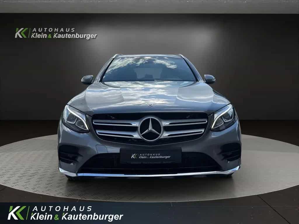 Mercedes-Benz GLC 250 AMG Line 4Matic +PANO+AHK+KAMERA+LED 01/2018-photo-1
