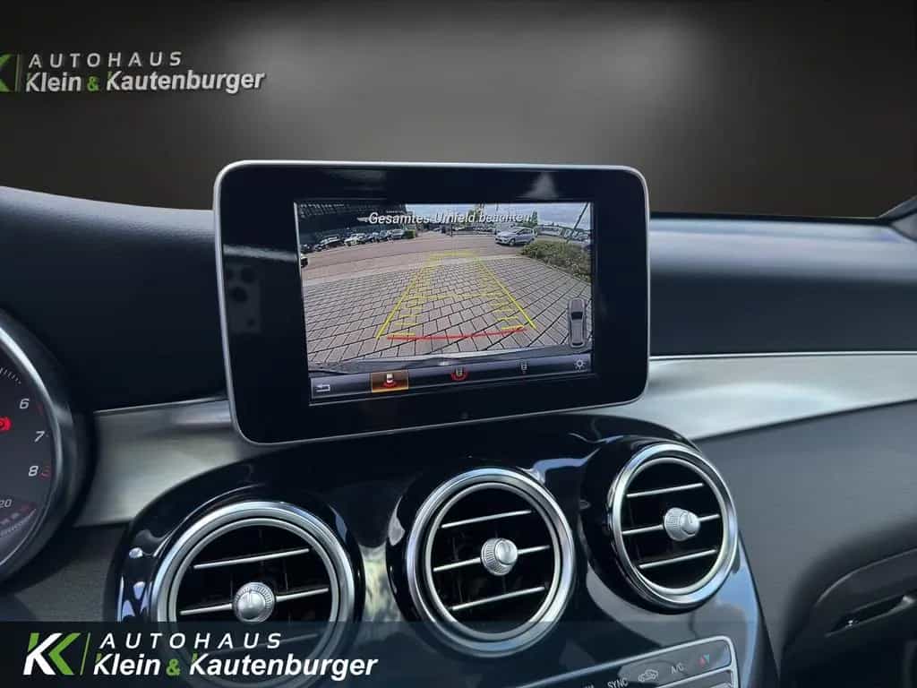Mercedes-Benz GLC 250 AMG Line 4Matic +PANO+AHK+KAMERA+LED 01/2018-photo-19