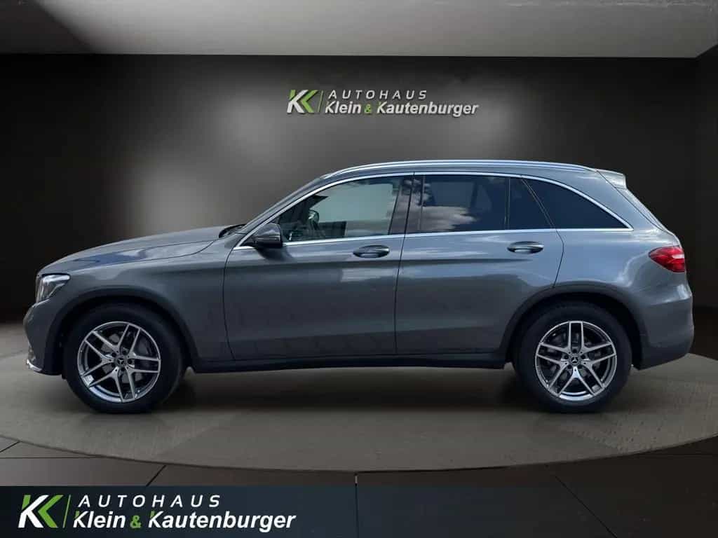 Mercedes-Benz GLC 250 AMG Line 4Matic +PANO+AHK+KAMERA+LED 01/2018-photo-7