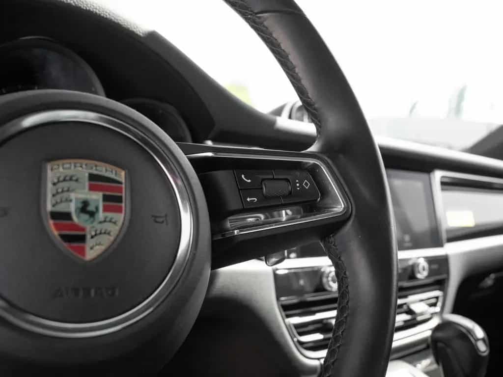 Porsche Macan 14 Wege Sitze Panorama Dachsystem 20 Zoll 04/2023-photo-25