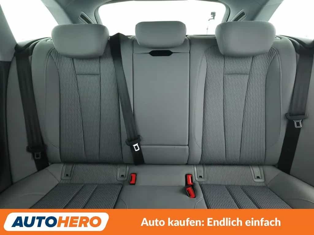 Audi A4 1.4 TFSI ACT Design Aut.*XENON*TEMPO*PDC*SHZ* 03/2018-photo-15