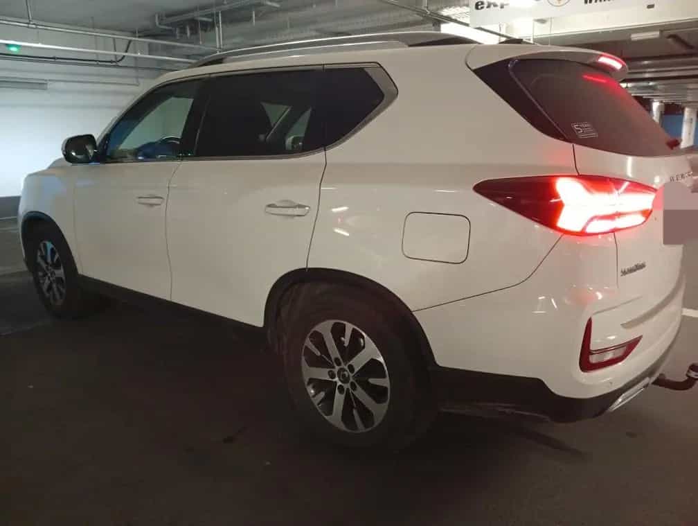 Ssangyong Rexton 2.2 Diesel e-XDi 220 Quartz 4WD AT Quartz 07/2022-photo-4