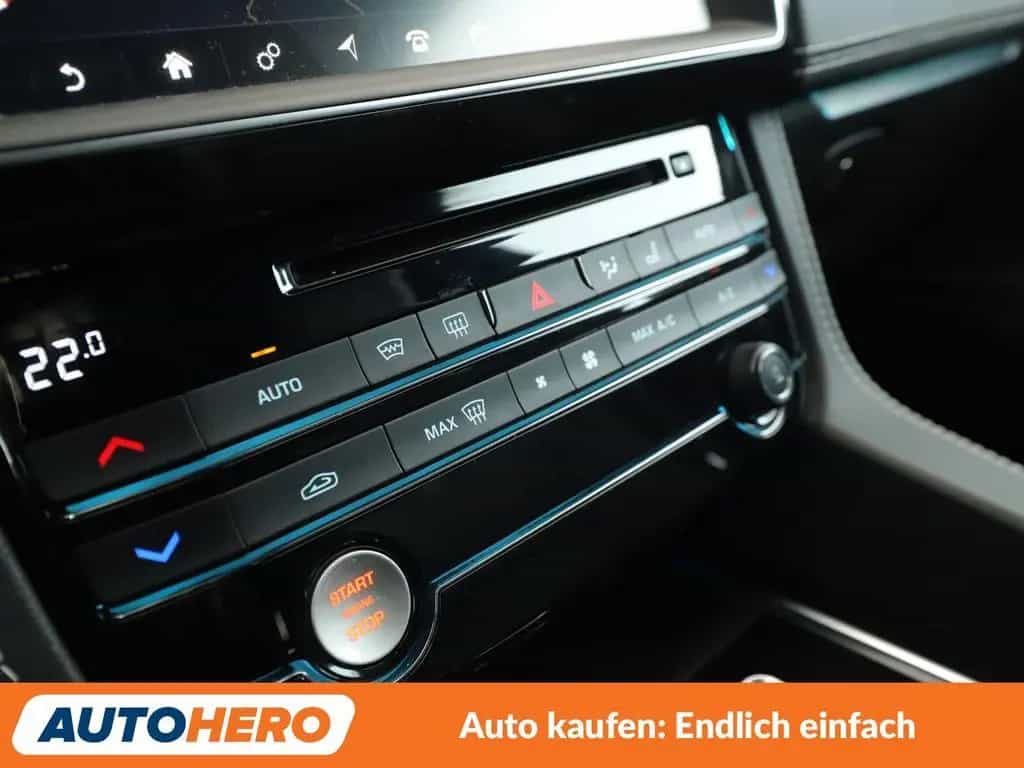 Jaguar F-Pace 20d  AWD  Aut.*NAV*HUD*ACC*CAM*PDC*AHK* 05/2020-photo-23