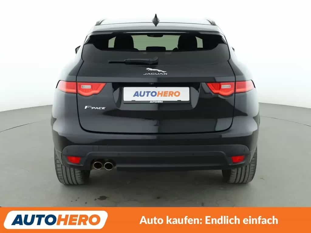 Jaguar F-Pace 20d  AWD  Aut.*NAV*HUD*ACC*CAM*PDC*AHK* 05/2020-photo-4