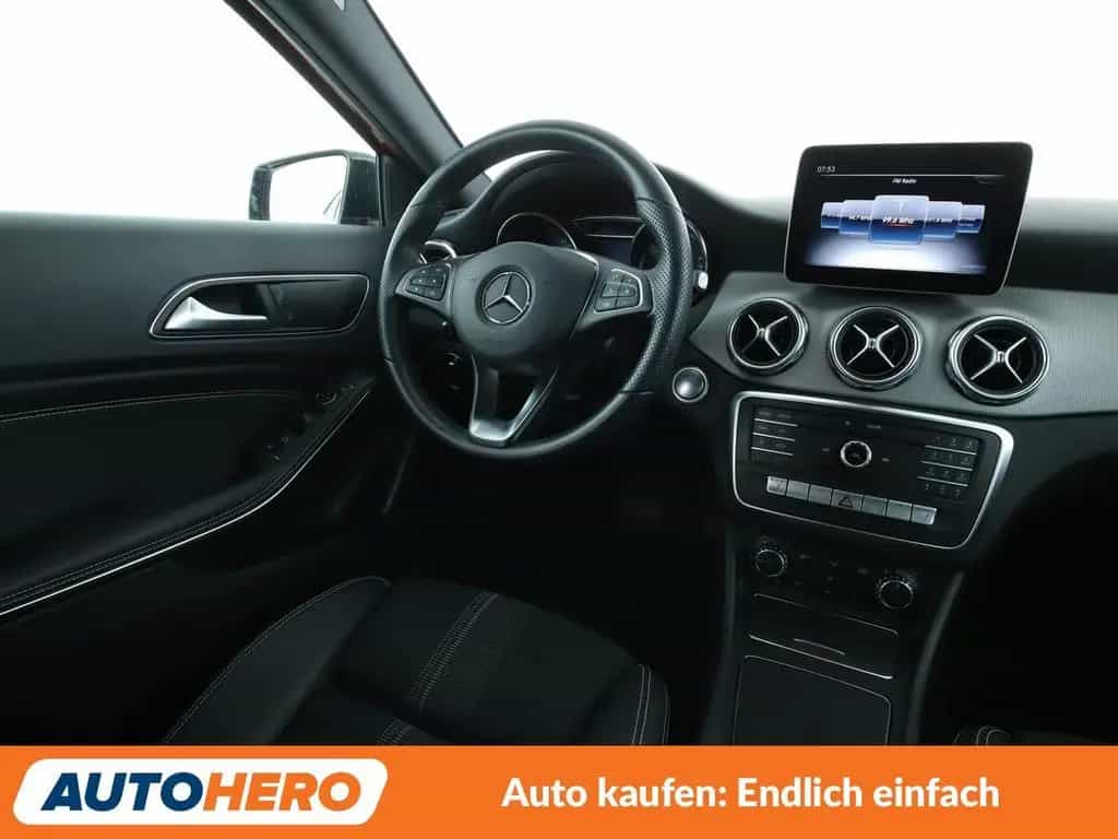 Mercedes-Benz GLA 180 Urban Aut.*LED*NAVI*ACC*CAM*PDC*SHZ* 03/2019-photo-12