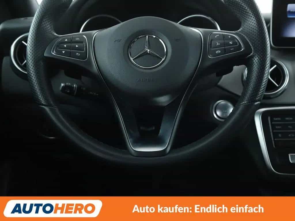 Mercedes-Benz GLA 180 Urban Aut.*LED*NAVI*ACC*CAM*PDC*SHZ* 03/2019-photo-18