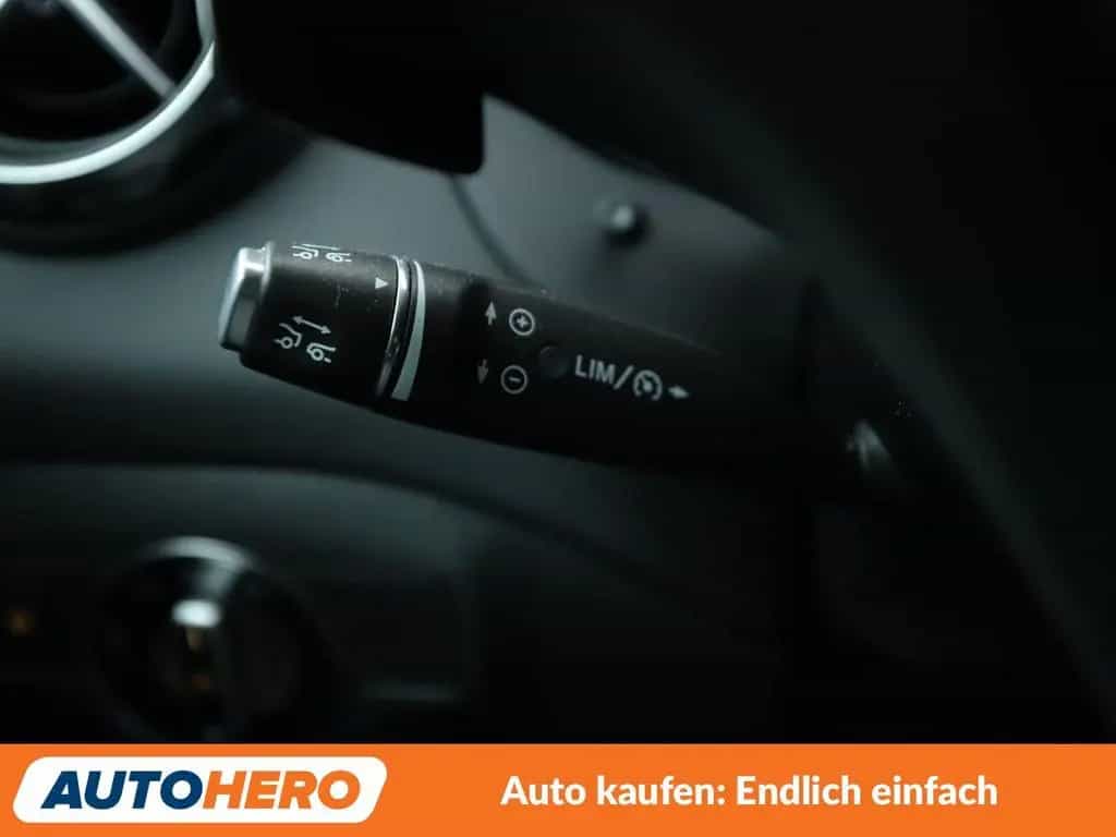 Mercedes-Benz GLA 180 Urban Aut.*LED*NAVI*ACC*CAM*PDC*SHZ* 03/2019-photo-26