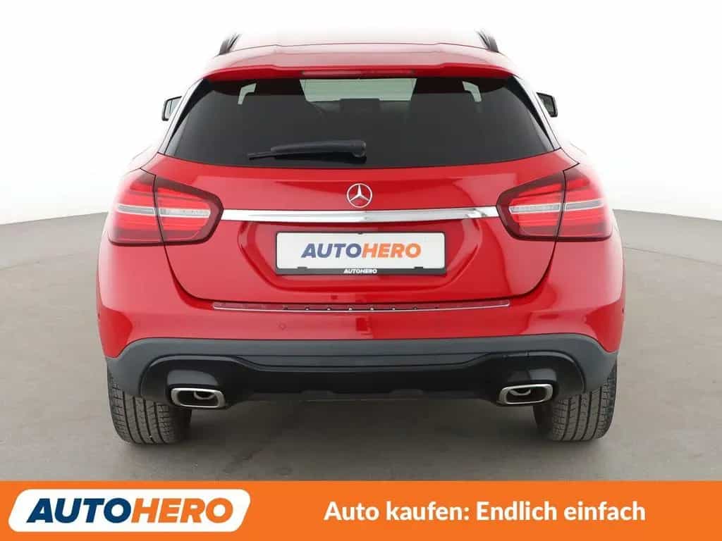 Mercedes-Benz GLA 180 Urban Aut.*LED*NAVI*ACC*CAM*PDC*SHZ* 03/2019-photo-4