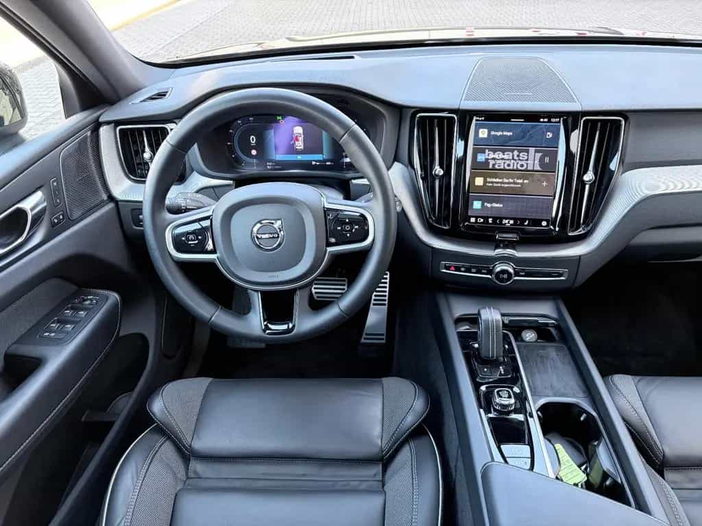 Volvo XC60 B4 D R Design PANO/STANDH./HUD/MEMORY/21" 01/2022-photo-15