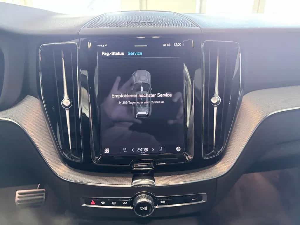 Volvo XC60 B4 D R Design PANO/STANDH./HUD/MEMORY/21" 01/2022-photo-22