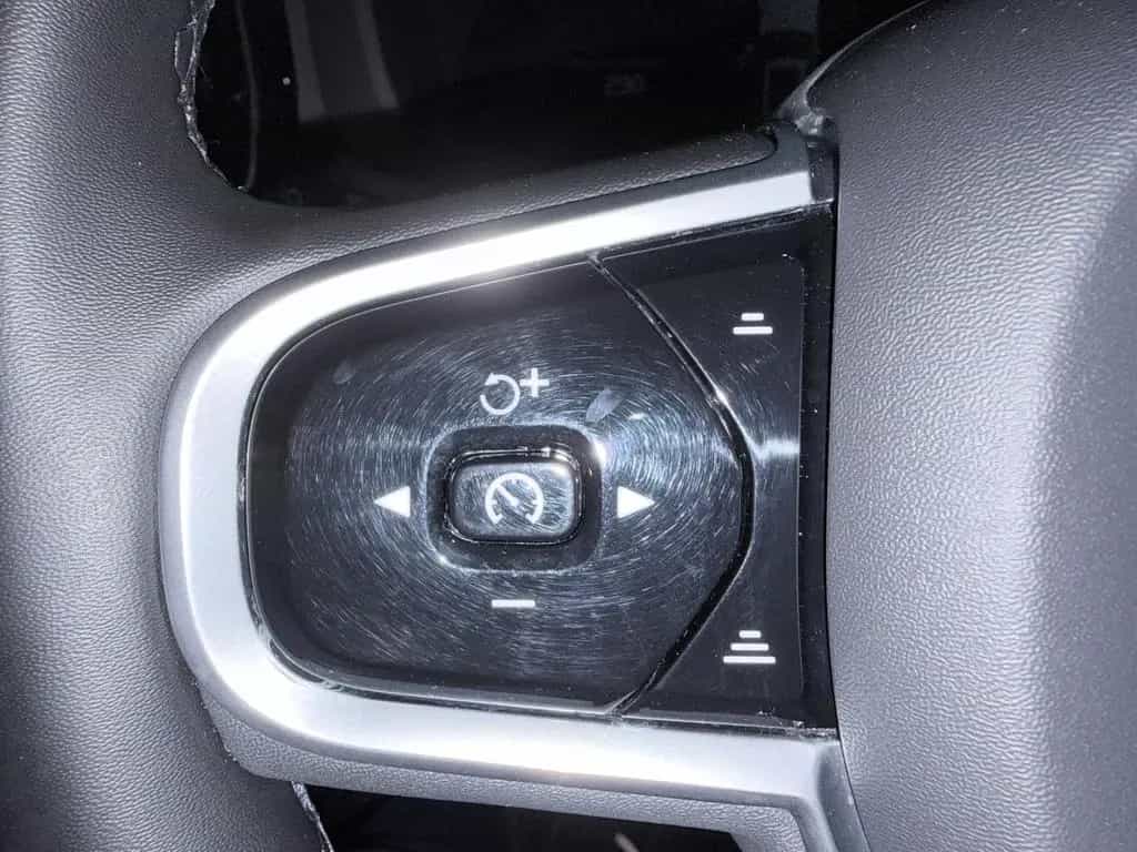 Volvo XC60 B4 D R Design PANO/STANDH./HUD/MEMORY/21" 01/2022-photo-27