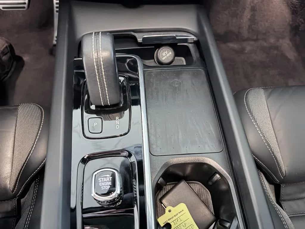 Volvo XC60 B4 D R Design PANO/STANDH./HUD/MEMORY/21" 01/2022-photo-29