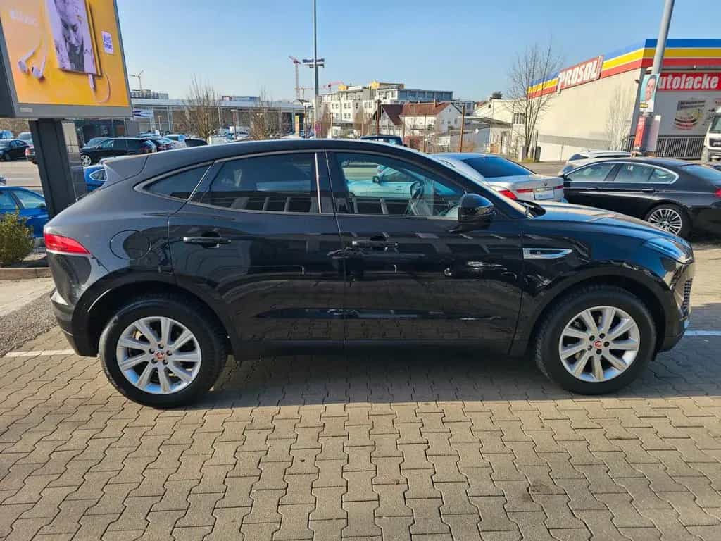 Jaguar E-Pace E-PACE S AWD 06/2018-photo-3