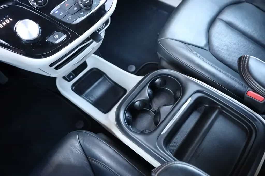 Chrysler Pacifica Voyager LX 3.6 V6/SHZ/LHZ/KAMERA/7-Sitzer/R17 04/2023-photo-15