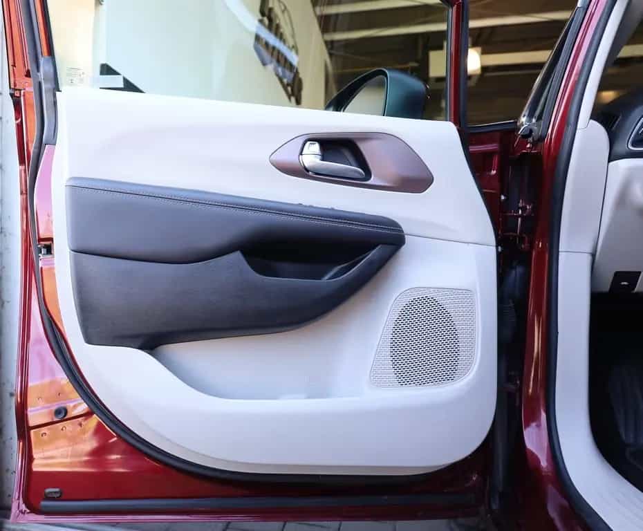 Chrysler Pacifica Voyager LX 3.6 V6/SHZ/LHZ/KAMERA/7-Sitzer/R17 04/2023-photo-9