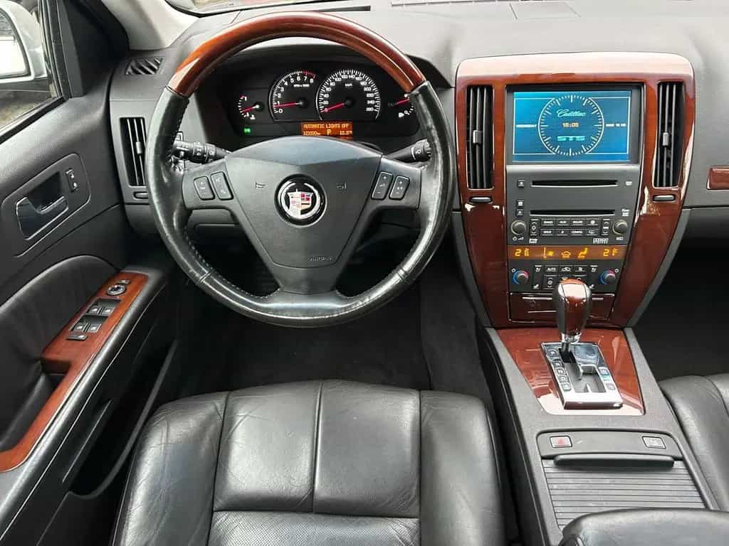 Cadillac STS 4.6 V8 Launch Edition 1e besitzer Org NL Aut 07/2005-photo-4