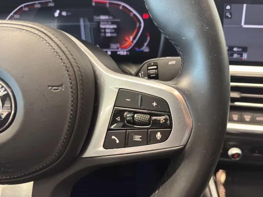 BMW 318 d 150 PS SPORT LINE LED+NAVI+SIDEASS+PDC 10/2019-photo-18
