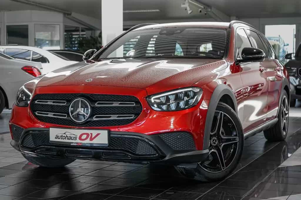 Mercedes-Benz E-Class 220d 4M All-Terrain*Night*Head*Distro*Massage* 11/2021-photo-0