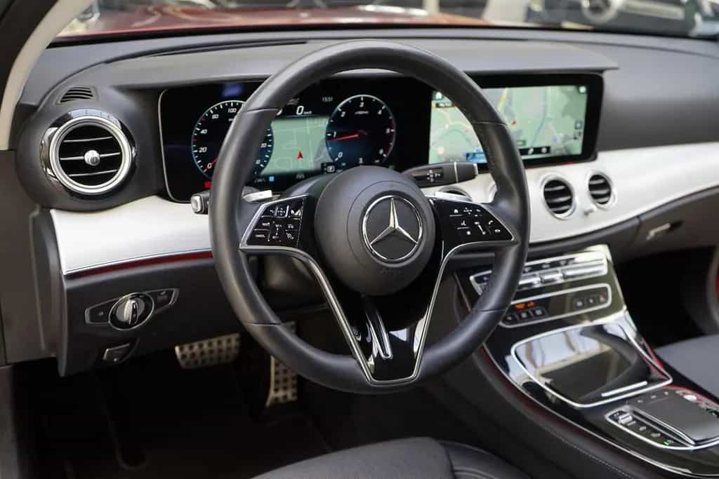 Mercedes-Benz E-Class 220d 4M All-Terrain*Night*Head*Distro*Massage* 11/2021-photo-15