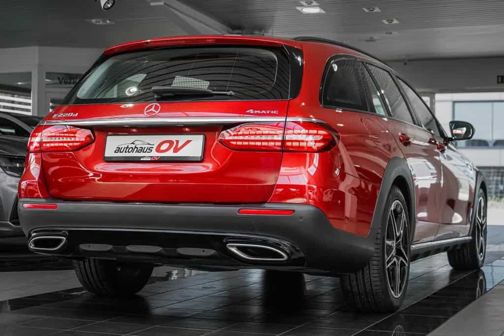 Mercedes-Benz E-Class 220d 4M All-Terrain*Night*Head*Distro*Massage* 11/2021-photo-24