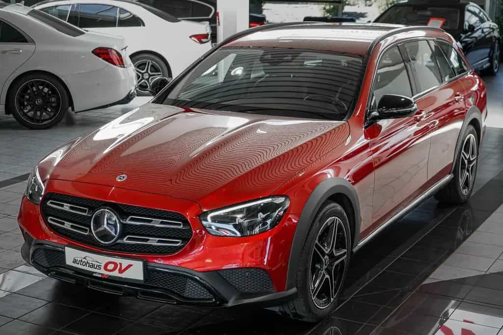 Mercedes-Benz E-Class 220d 4M All-Terrain*Night*Head*Distro*Massage* 11/2021-photo-32
