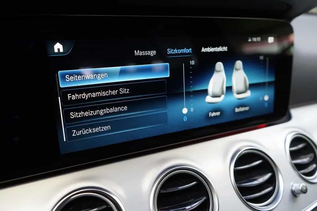 Mercedes-Benz E-Class 220d 4M All-Terrain*Night*Head*Distro*Massage* 11/2021-photo-42