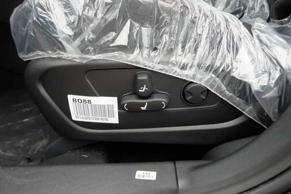 KGM Actyon *Automatik*Sitzlüftung*20 Zoll*Kamera* null-photo-4