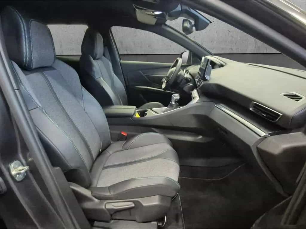 Peugeot 3008 Allure Pack PTECH130 Navi Digitales Cockpit 02/2024-photo-12