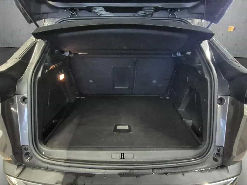 Peugeot 3008 Allure Pack PTECH130 Navi Digitales Cockpit 02/2024-photo-6