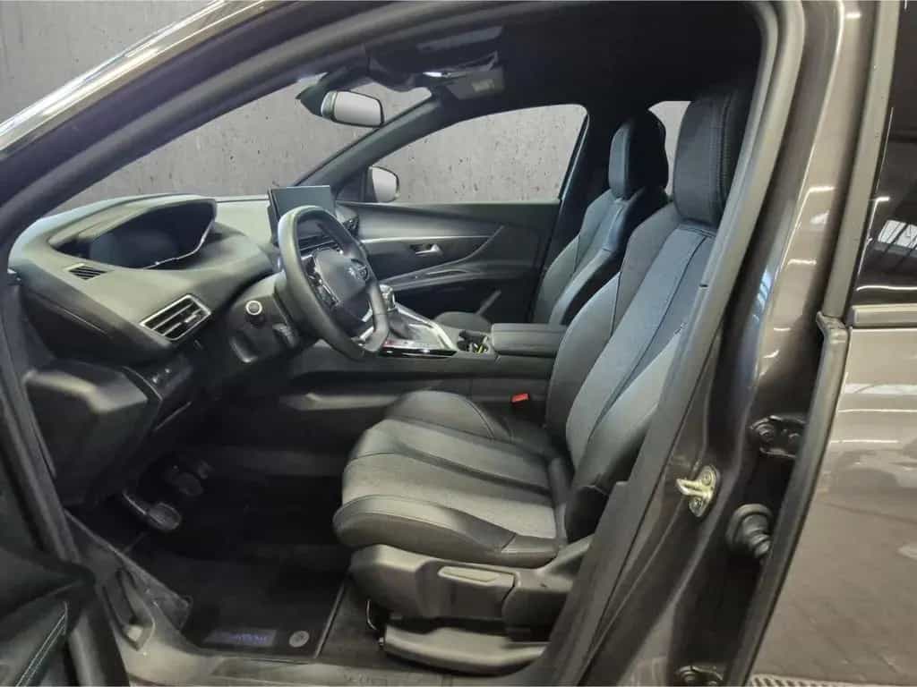 Peugeot 3008 Allure Pack PTECH130 Navi Digitales Cockpit 02/2024-photo-8