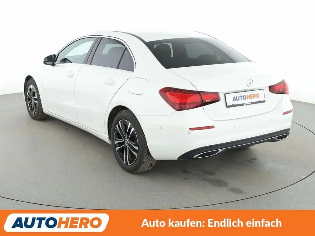 Mercedes-Benz A-Class Limousine A 200 Progressive Aut.*NAVI* 03/2023-photo-3
