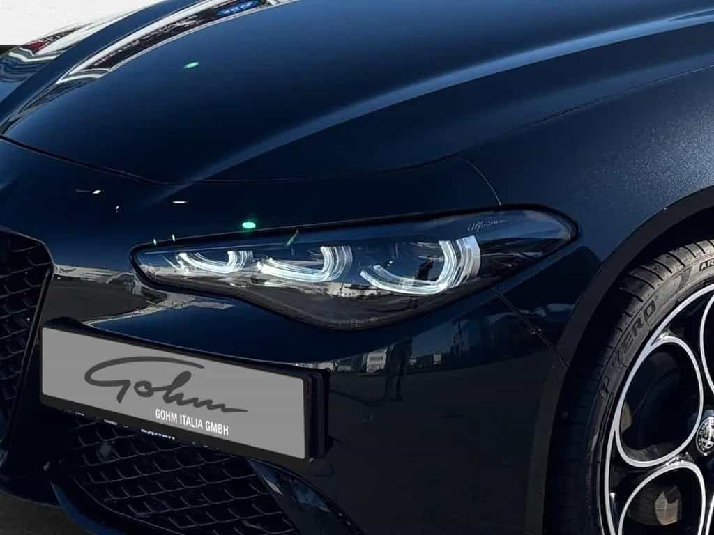 Alfa Romeo Giulia Competizione Q4 11/2023-photo-1