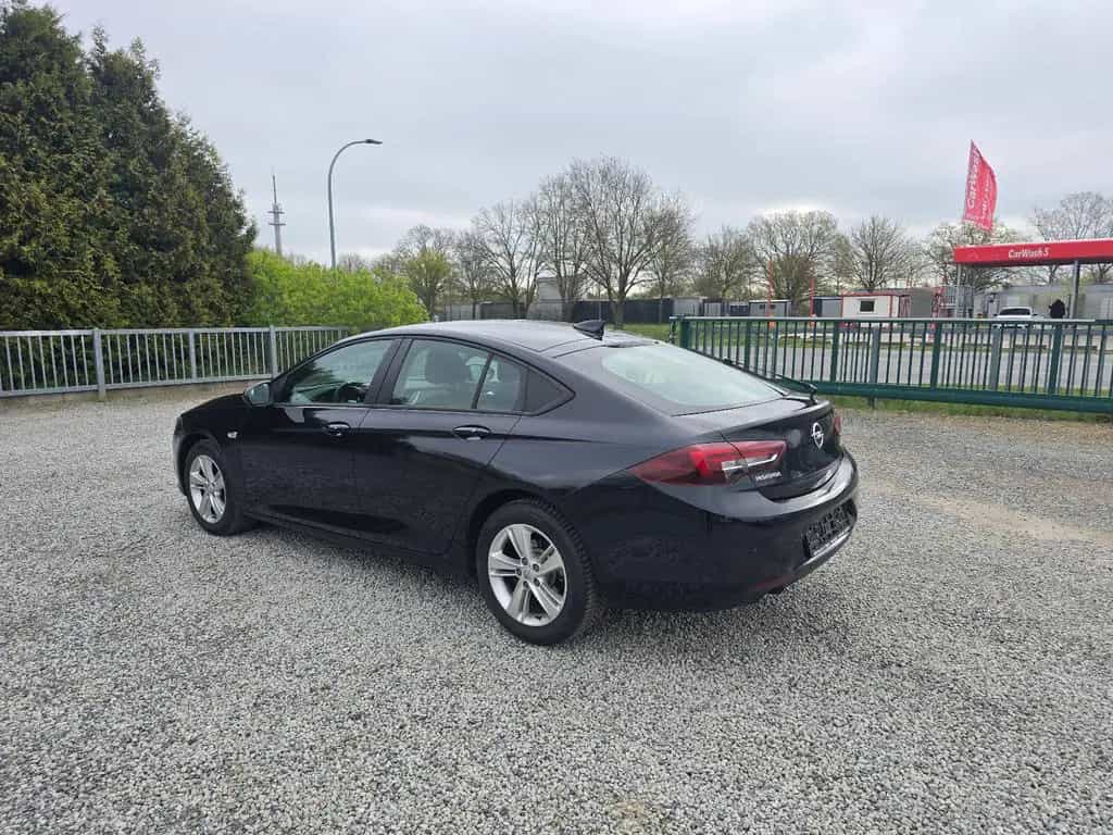 Opel Insignia B Grand Sport Edition TÜV NEU 10/2017-photo-1