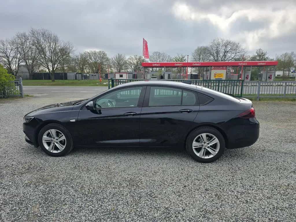 Opel Insignia B Grand Sport Edition TÜV NEU 10/2017-photo-2