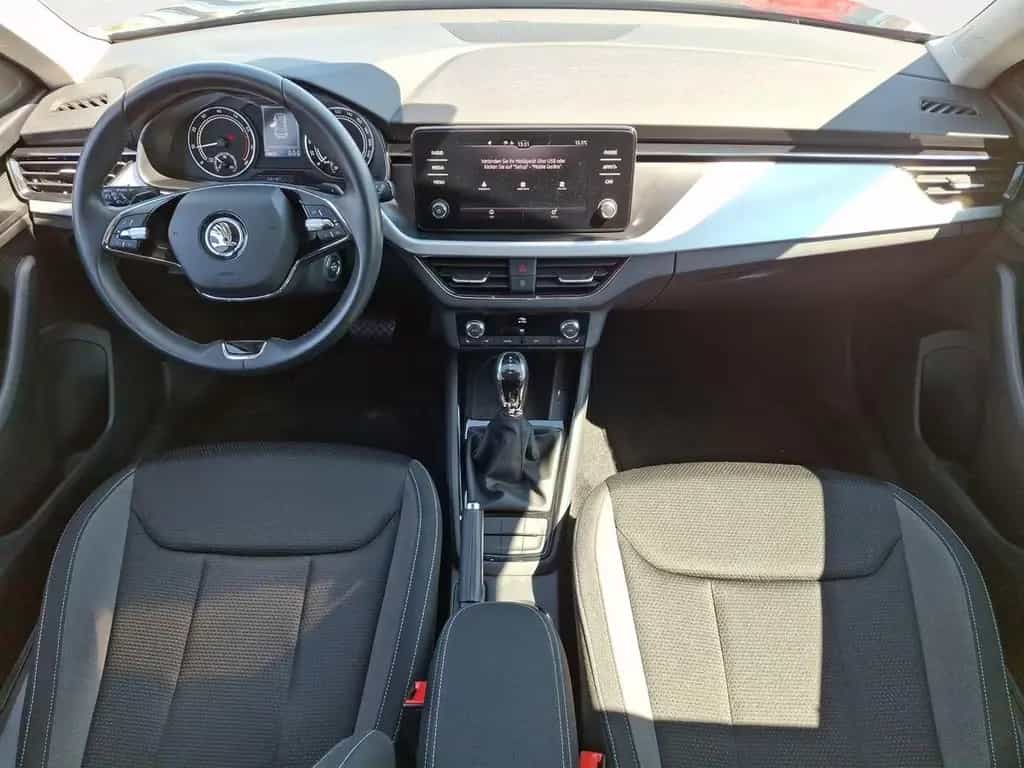 Skoda Kamiq Tour 110PS DSG Voll-LED Smart-Link Kamera 06/2022-photo-14