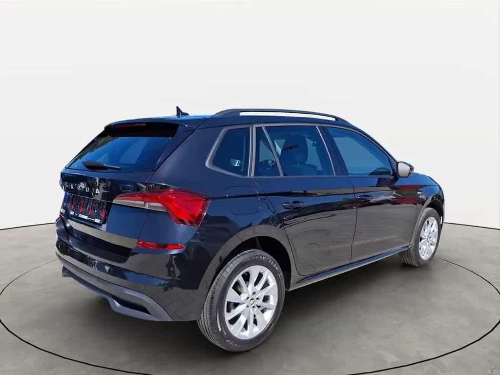 Skoda Kamiq Tour 110PS DSG Voll-LED Smart-Link Kamera 06/2022-photo-5