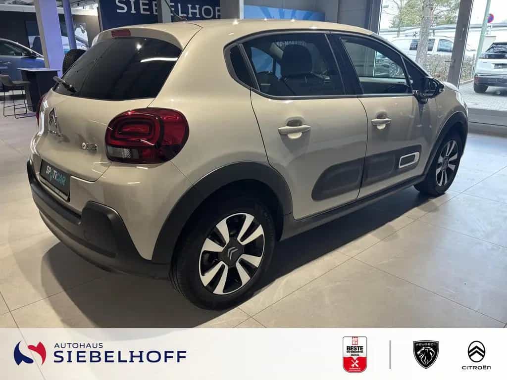 Citroën C3 Max PureTech 110 02/2024-photo-3