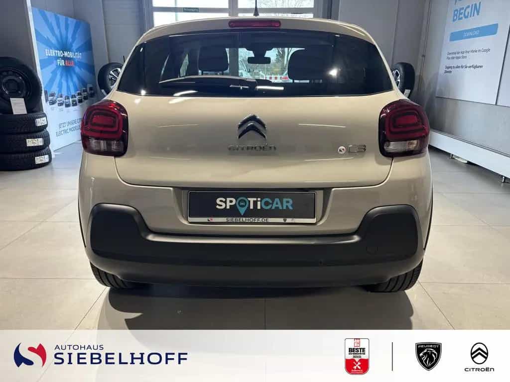 Citroën C3 Max PureTech 110 02/2024-photo-4