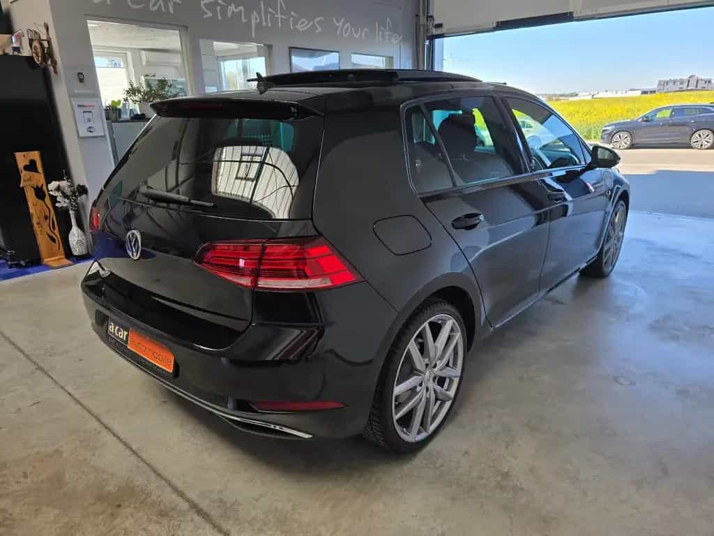 Volkswagen Golf VII Lim. Sound|ACC|PANO|Standheizung|AHK| 02/2018-photo-3