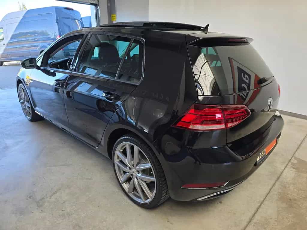 Volkswagen Golf VII Lim. Sound|ACC|PANO|Standheizung|AHK| 02/2018-photo-4